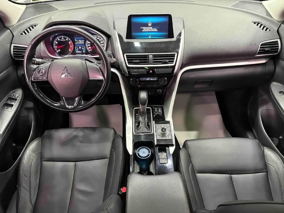 2018 Mitsubishi Eclipse Cross 1.5T 170HP L4 CVT,autocango,china used car exporter,china ev exporter,chinese used car exporter,chinese used ev exporter