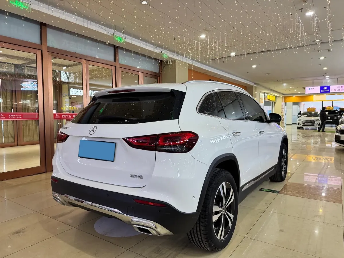 2022 Mercedes-Benz GLA Class 1.3T 163HP L4 7DCT,autocango,china used car exporter,china ev exporter,chinese used car exporter,chinese used ev exporter