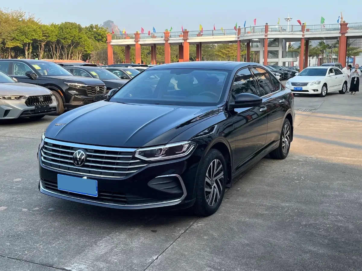 2023 Volkswagen Lavida 1.5L 113HP L4 6AT