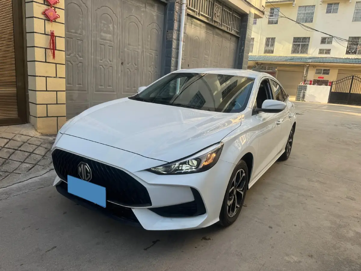 2022 MG 5 1.5L 120HP L4 5MT