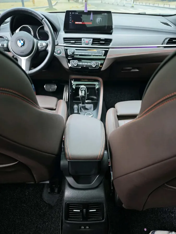 2022 BMW X2 2.0T 192HP L4 7DCT,autocango,china used car exporter,china ev exporter,chinese used car exporter,chinese used ev exporter