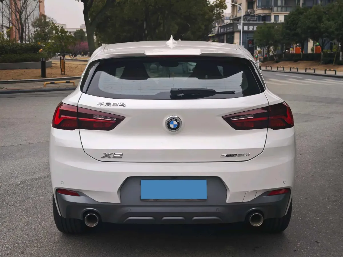 2022 BMW X2 2.0T 192HP L4 7DCT,autocango,china used car exporter,china ev exporter,chinese used car exporter,chinese used ev exporter