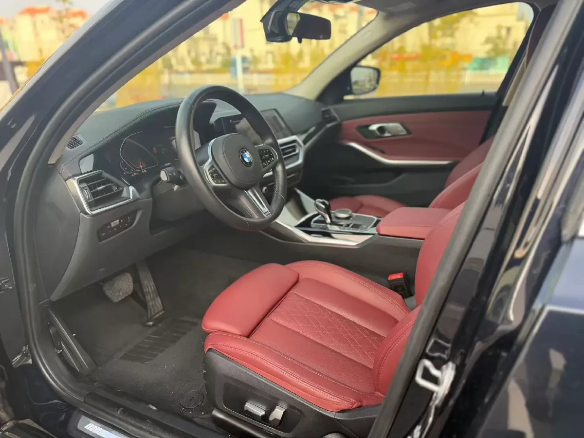 2022 BMW 3 Series 2.0T 156HP L4 8AT,autocango,china used car exporter,china ev exporter,chinese used car exporter,chinese used ev exporter