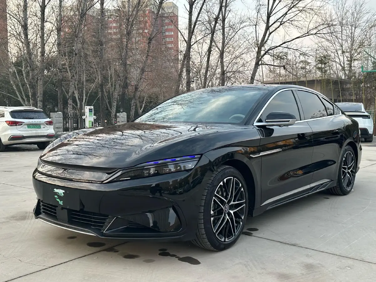 2025 BYD Han BEV 72KWH