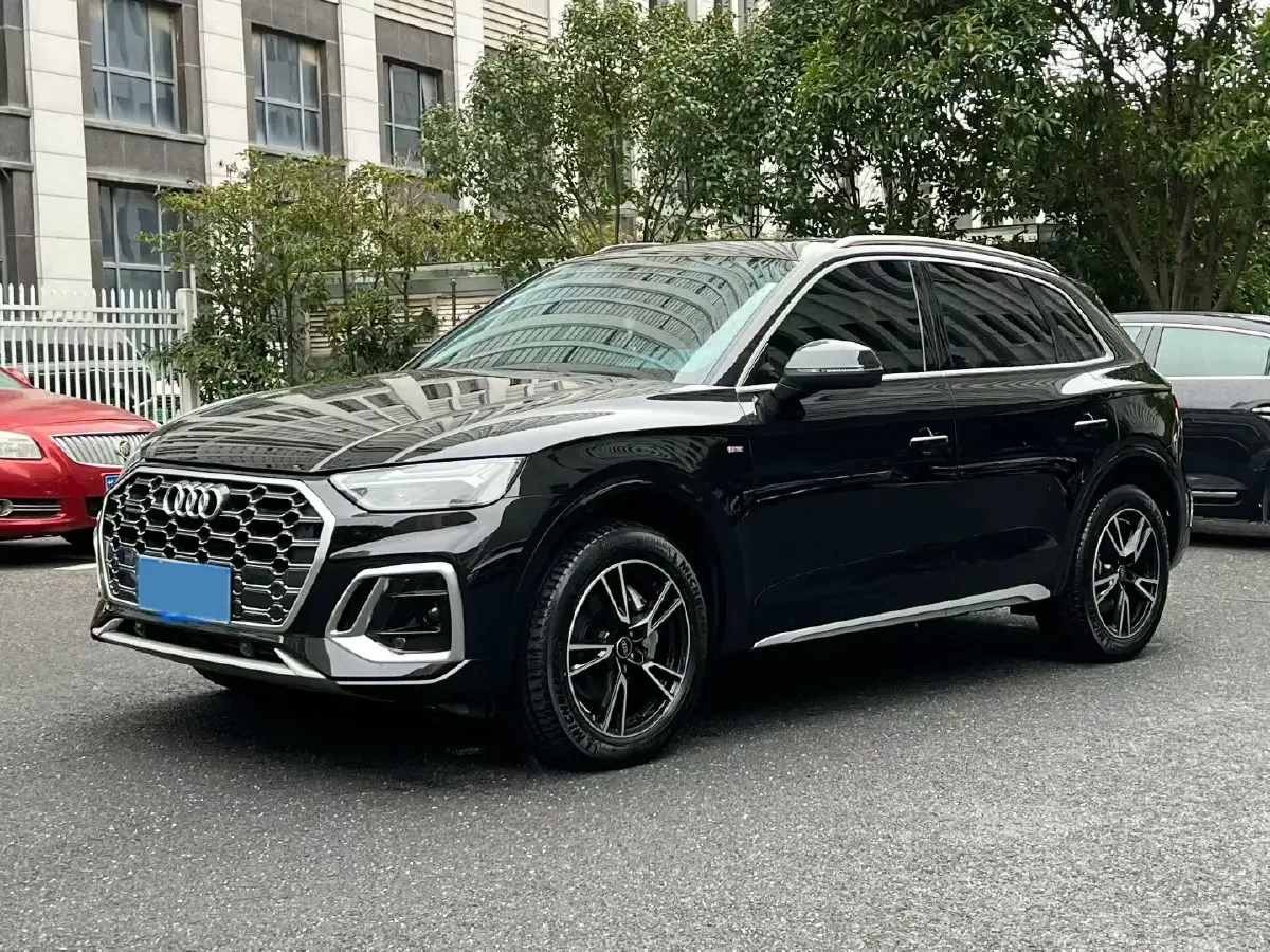 2024 Audi Q5L 2.0T 190HP L4 7DCT