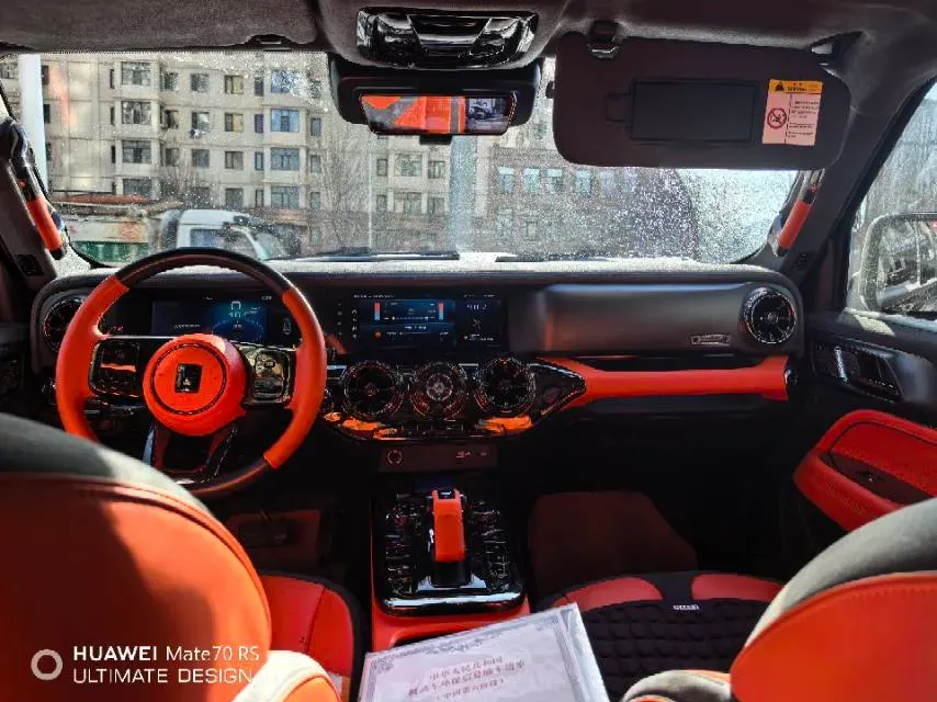 2023 Cyberspace 300 2.0T 227HP L4 8AT,autocango,china used car exporter,china ev exporter,chinese used car exporter,chinese used ev exporter