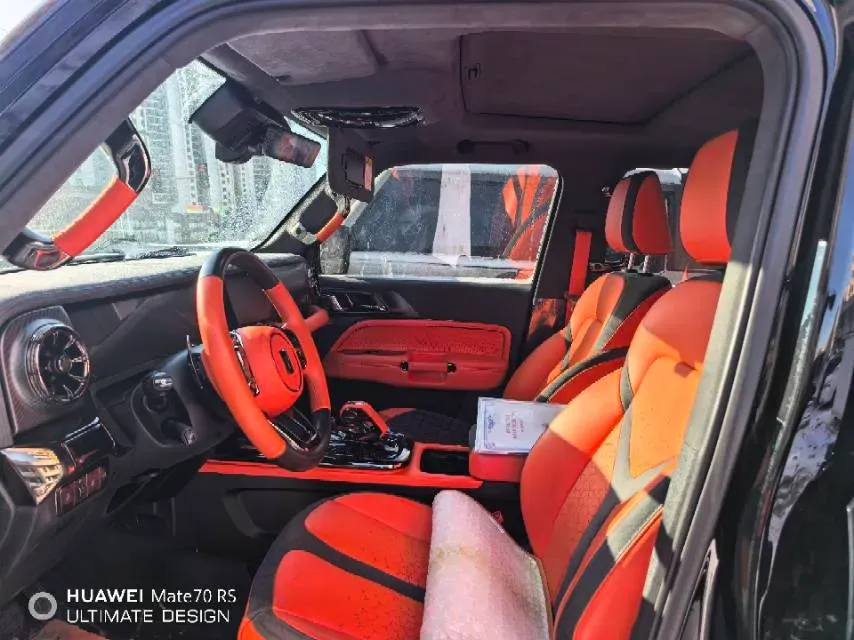 2023 Cyberspace 300 2.0T 227HP L4 8AT,autocango,china used car exporter,china ev exporter,chinese used car exporter,chinese used ev exporter