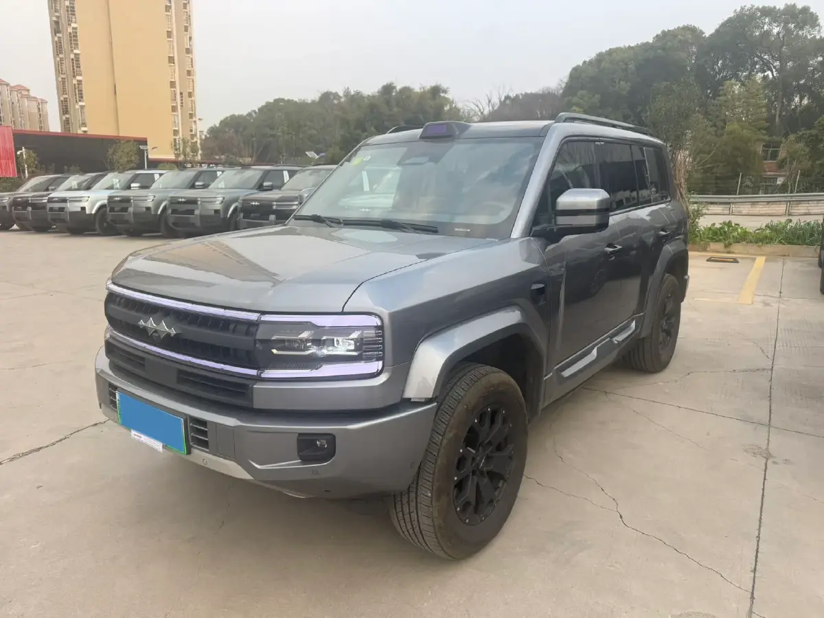 2025 FangChengBao Bao 5 1.5T 194HP L4 E-CVT PHEV 31.8KWH