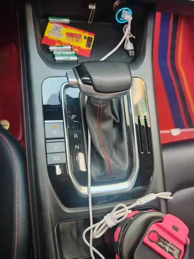 2022 ChangAn UNI-V 1.5T 188HP L4 7DCT,autocango,china used car exporter,china ev exporter,chinese used car exporter,chinese used ev exporter