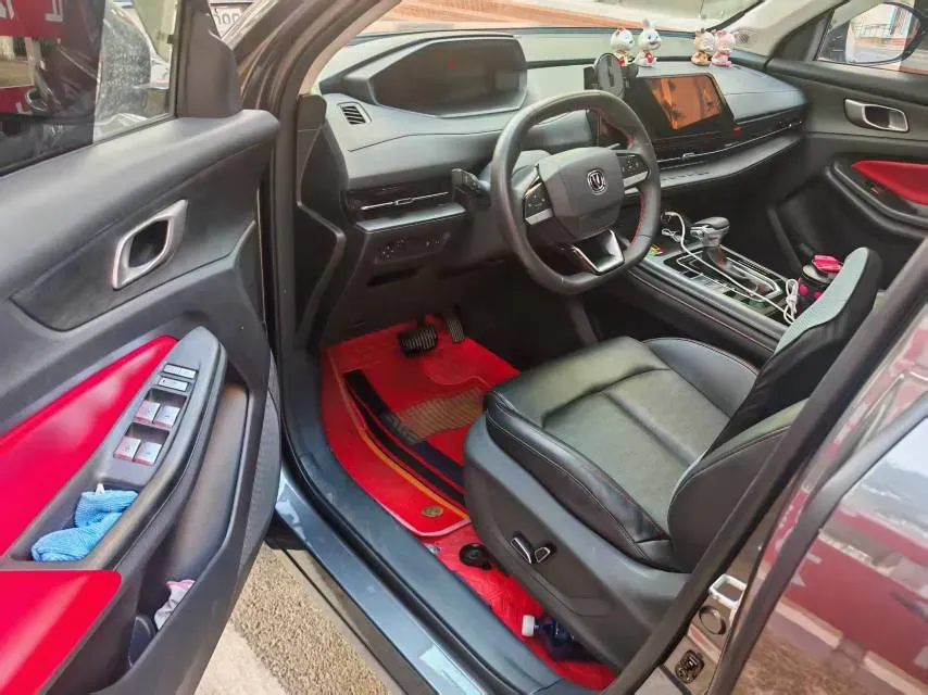 2022 ChangAn UNI-V 1.5T 188HP L4 7DCT,autocango,china used car exporter,china ev exporter,chinese used car exporter,chinese used ev exporter