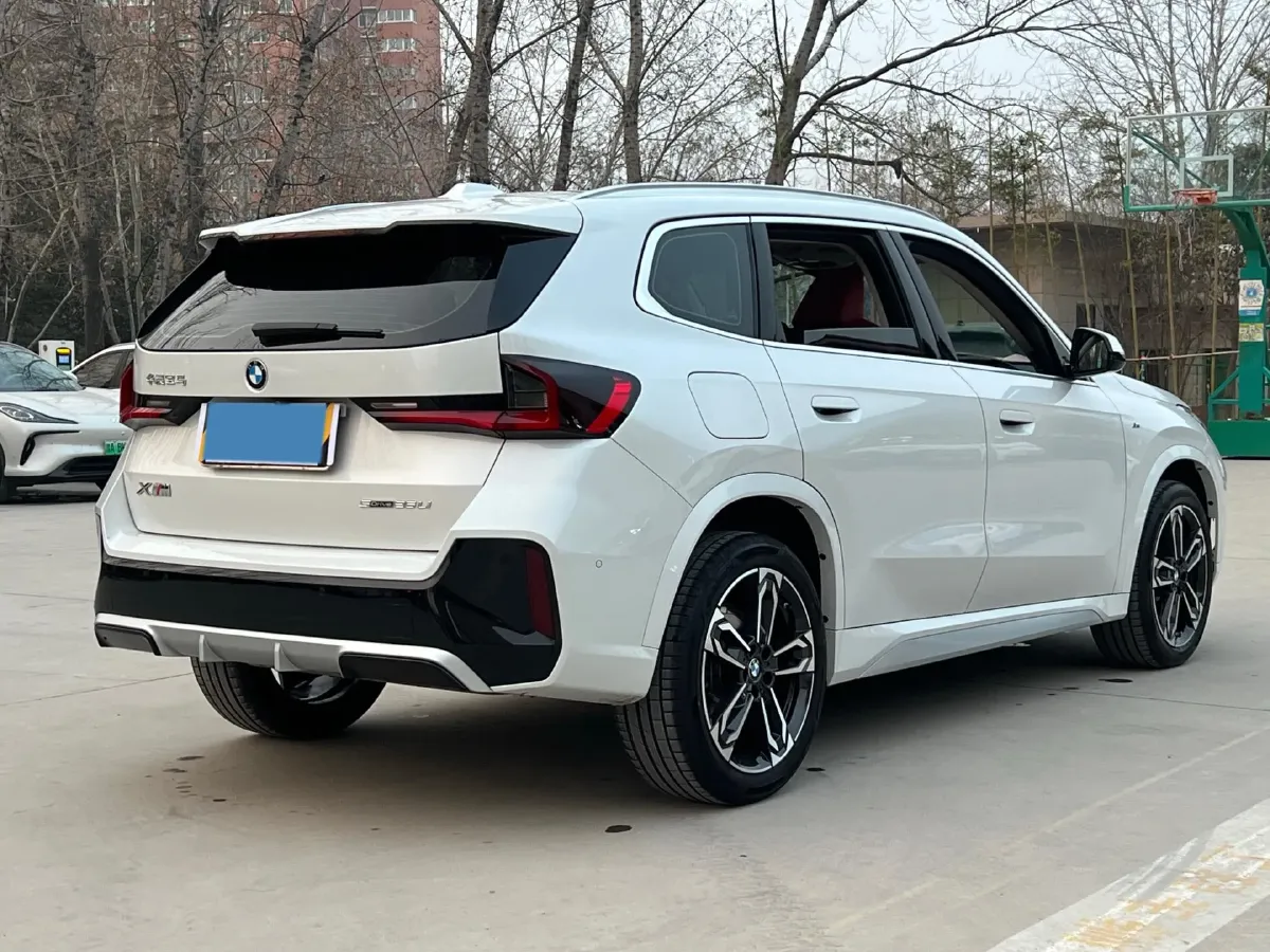 2023 BMW X1 2.0T 204HP L4 7DCT,autocango,china used car exporter,china ev exporter,chinese used car exporter,chinese used ev exporter