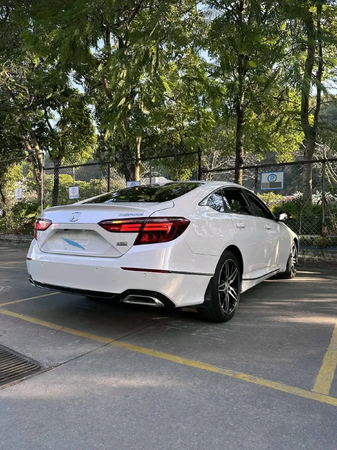 2022 Honda Inspire 1.5T 194HP L4 CVT,autocango,china used car exporter,china ev exporter,chinese used car exporter,chinese used ev exporter