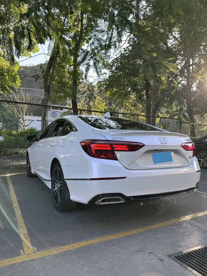 2022 Honda Inspire 1.5T 194HP L4 CVT,autocango,china used car exporter,china ev exporter,chinese used car exporter,chinese used ev exporter
