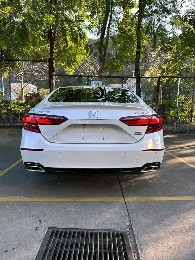 2022 Honda Inspire 1.5T 194HP L4 CVT,autocango,china used car exporter,china ev exporter,chinese used car exporter,chinese used ev exporter