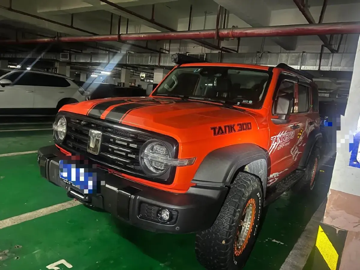 2023 Tank 300 2.0T 227HP L4 8AT