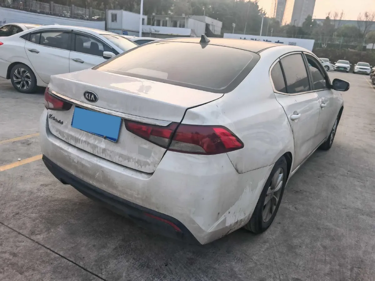 2017 Kia Cachet 1.8L 143HP L4 6AT,autocango,china used car exporter,china ev exporter,chinese used car exporter,chinese used ev exporter