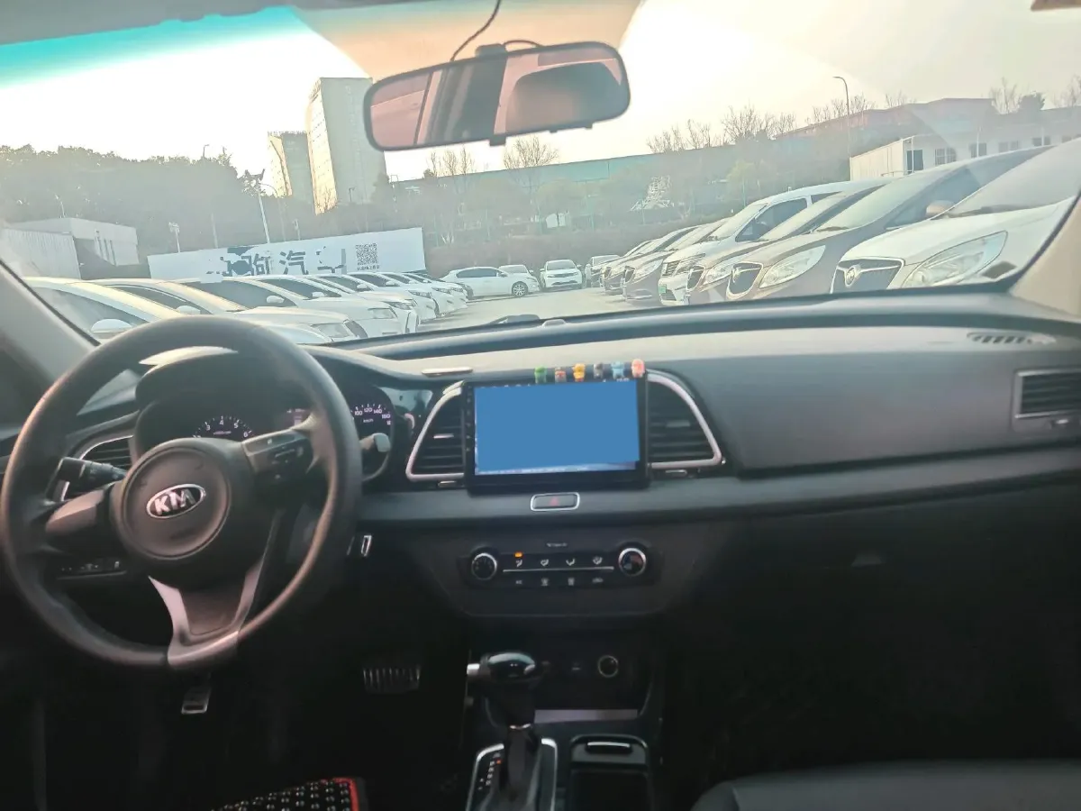 2017 Kia Cachet 1.8L 143HP L4 6AT,autocango,china used car exporter,china ev exporter,chinese used car exporter,chinese used ev exporter