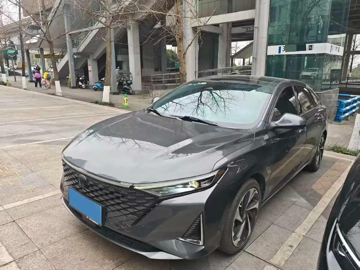 2023 ChangAn Raeton Plus 1.5T 188HP L4 7DCT
