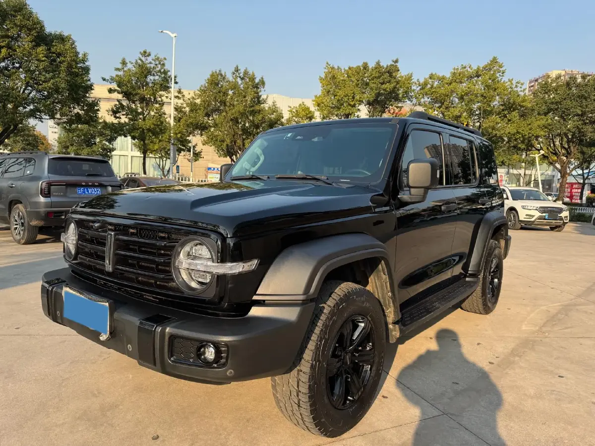 2021 Tank 300 2.0T 227HP L4 8AT