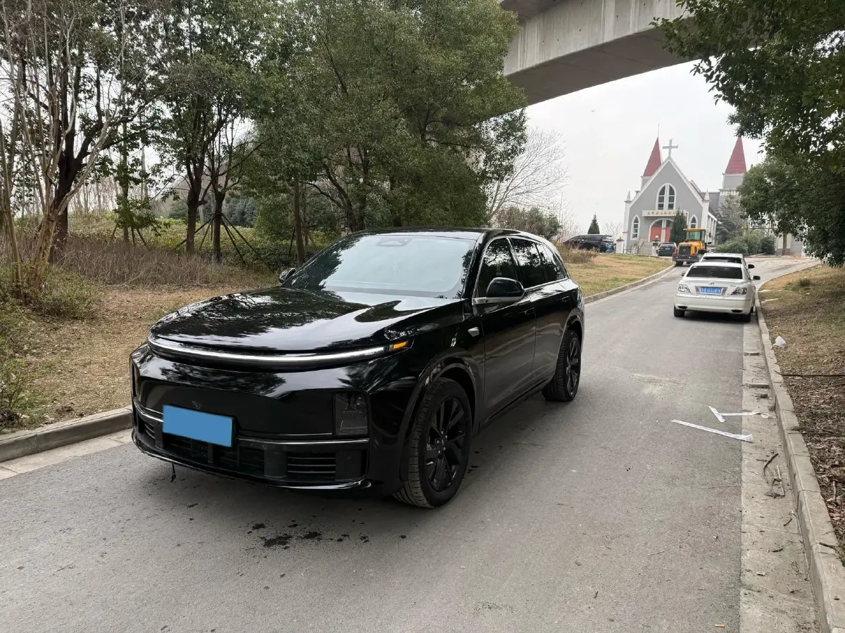 2023 Li L7 Range Extended 154HP REEV 40.9KWH