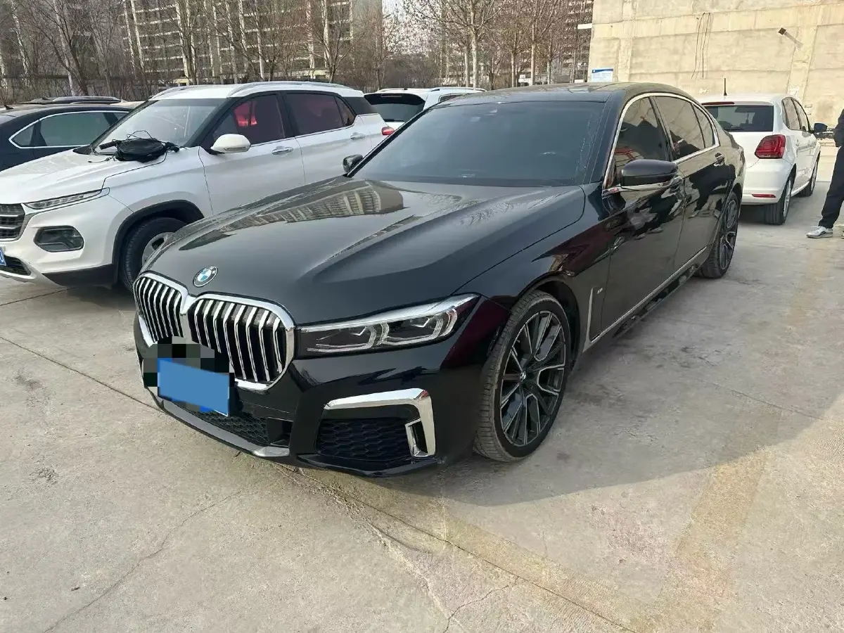 2021 BMW 7 Series 3.0T 340HP L6 8AT