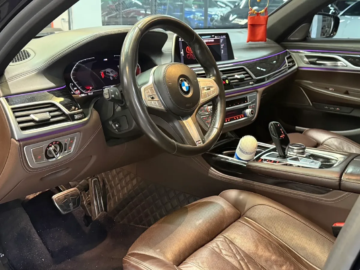 2019 BMW 7 Series 2.0T 265HP L4 8AT,autocango,china used car exporter,china ev exporter,chinese used car exporter,chinese used ev exporter