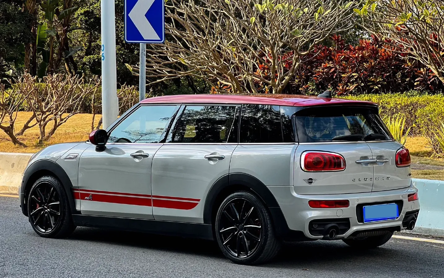 2018 MINI JCW CLUBMAN 2.0T 231HP L4 6AT,autocango,china used car exporter,china ev exporter,chinese used car exporter,chinese used ev exporter