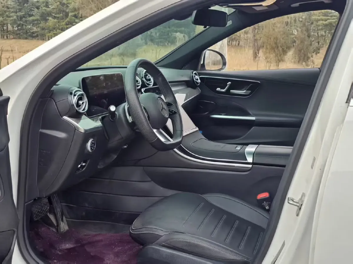 2024 Mercedes-Benz C Class 1.5T 204HP L4 9AT,autocango,china used car exporter,china ev exporter,chinese used car exporter,chinese used ev exporter