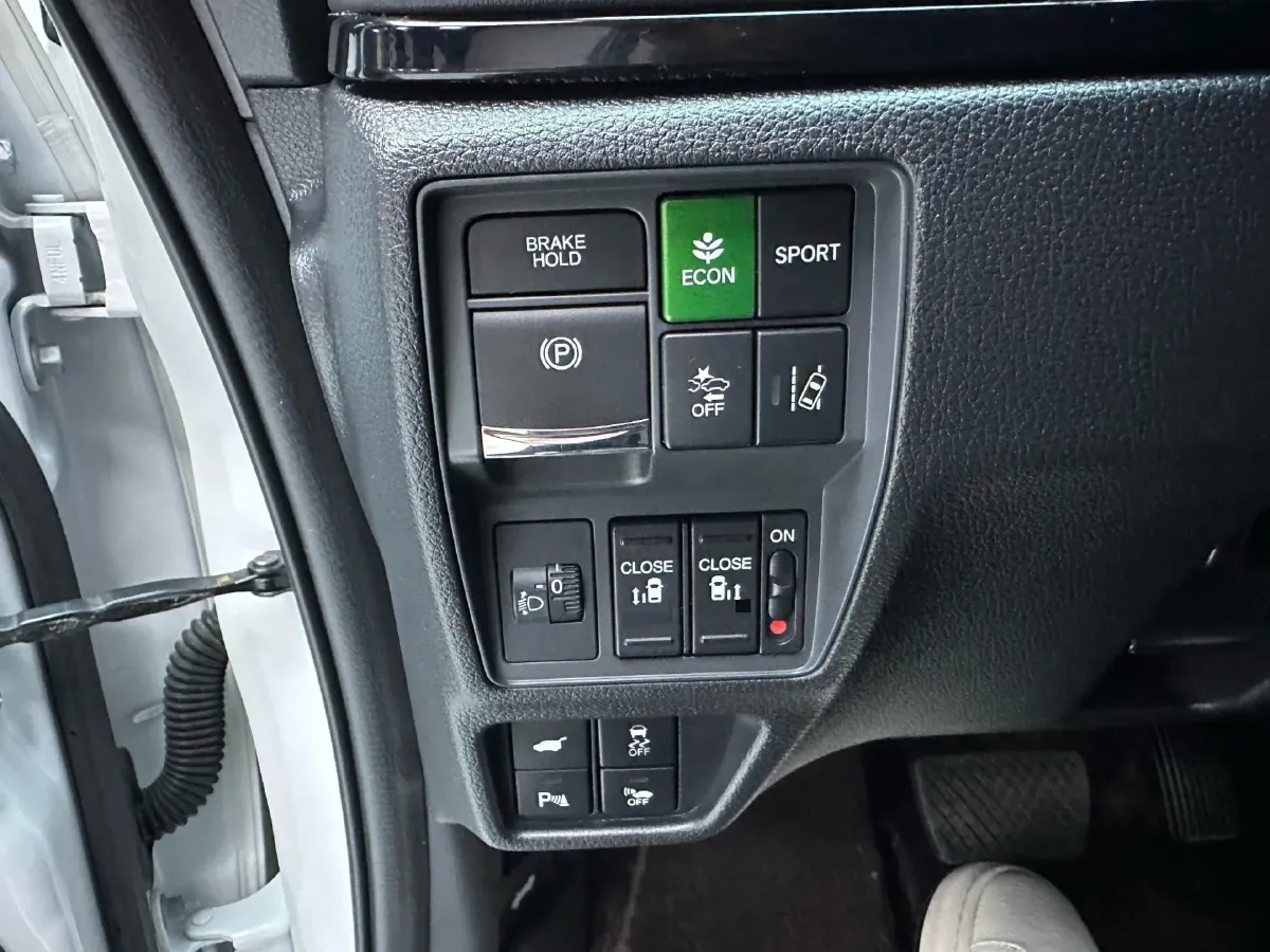 2022 Honda Odyssey 2.0L 146HP L4 E-CVT Hybrid,autocango,china used car exporter,china ev exporter,chinese used car exporter,chinese used ev exporter