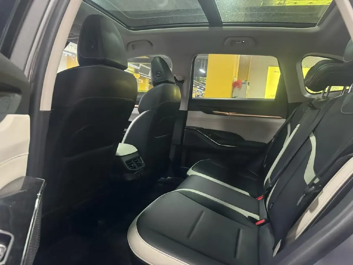 2022 Haval H6 1.5T 184HP L4 7DCT,autocango,china used car exporter,china ev exporter,chinese used car exporter,chinese used ev exporter