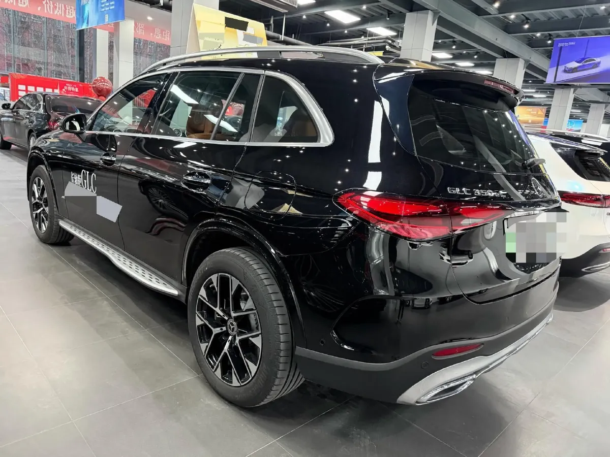 2025 Mercedes-Benz GLC Class 2.0T 204HP L4 9AT PHEV 30.9KWH,autocango,china used car exporter,china ev exporter,chinese used car exporter,chinese used ev exporter