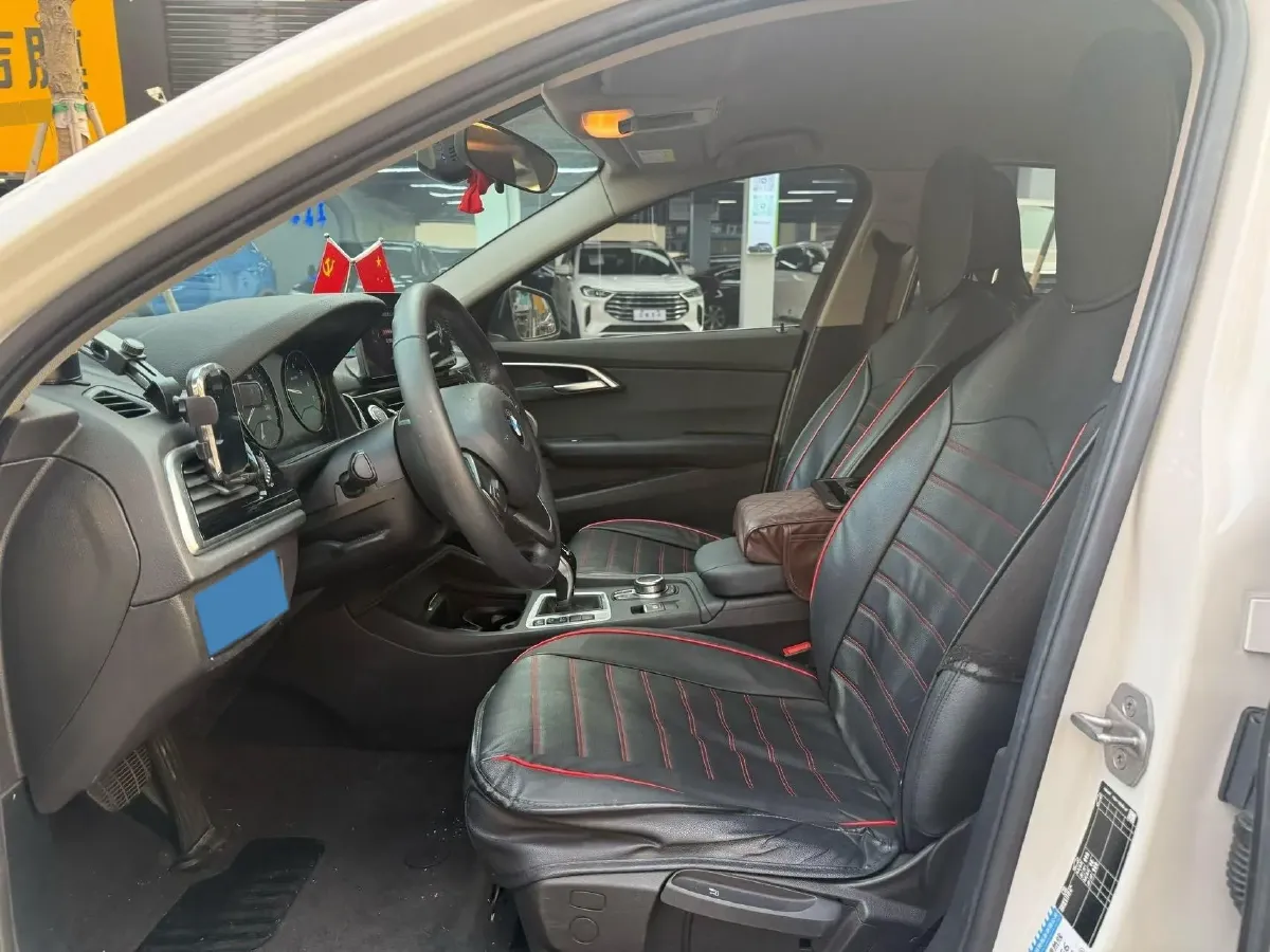 2022 BMW 1 Series 1.5T 140HP L3 7DCT,autocango,china used car exporter,china ev exporter,chinese used car exporter,chinese used ev exporter