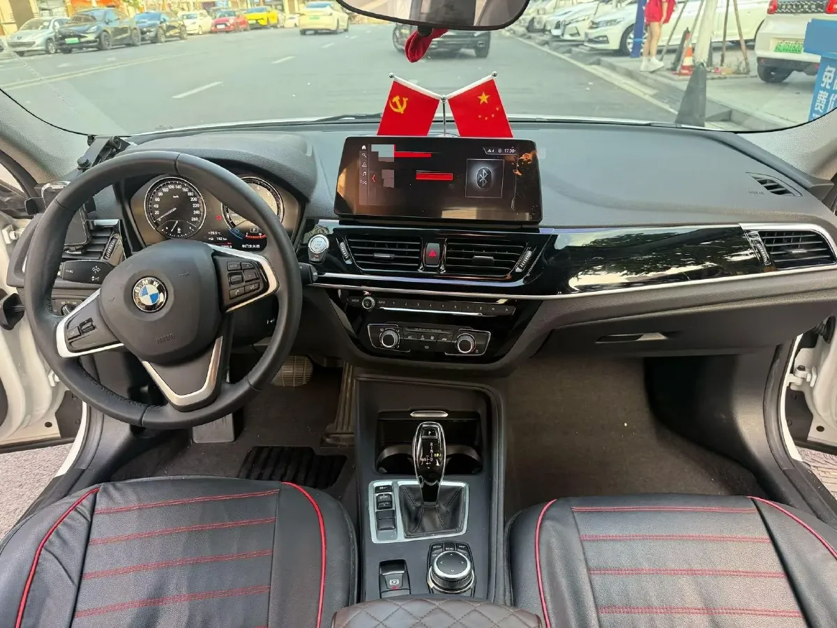 2022 BMW 1 Series 1.5T 140HP L3 7DCT,autocango,china used car exporter,china ev exporter,chinese used car exporter,chinese used ev exporter