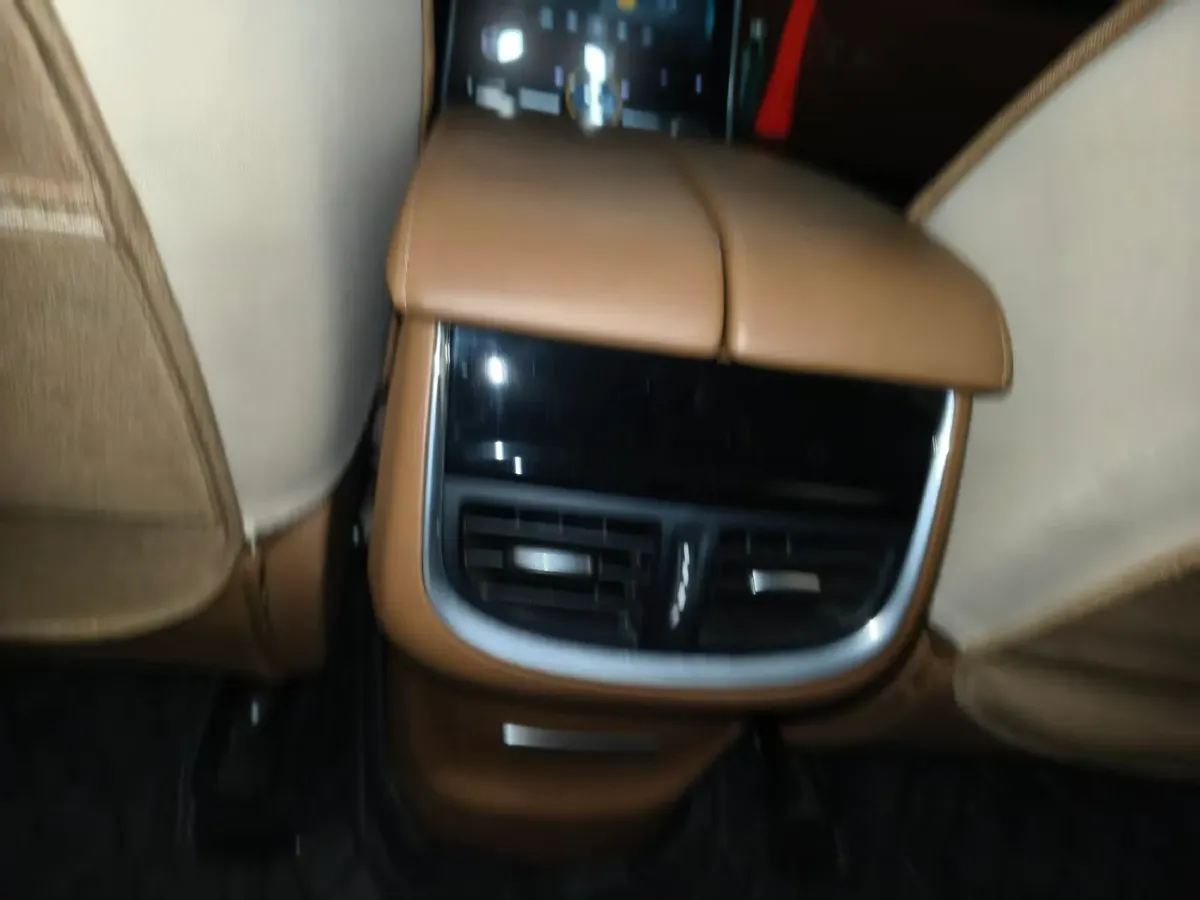 2018 Roewe MARVEL X BEV 52.5KWH,autocango,china used car exporter,china ev exporter,chinese used car exporter,chinese used ev exporter