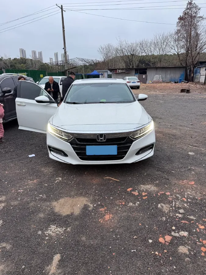 2018 Honda Accord 1.5T 194HP L4 CVT,autocango,china used car exporter,china ev exporter,chinese used car exporter,chinese used ev exporter