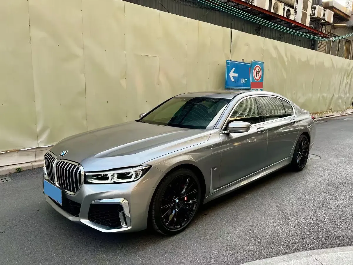 2019 BMW 7 Series 3.0T 340HP L6 8AT,autocango,china used car exporter,china ev exporter,chinese used car exporter,chinese used ev exporter