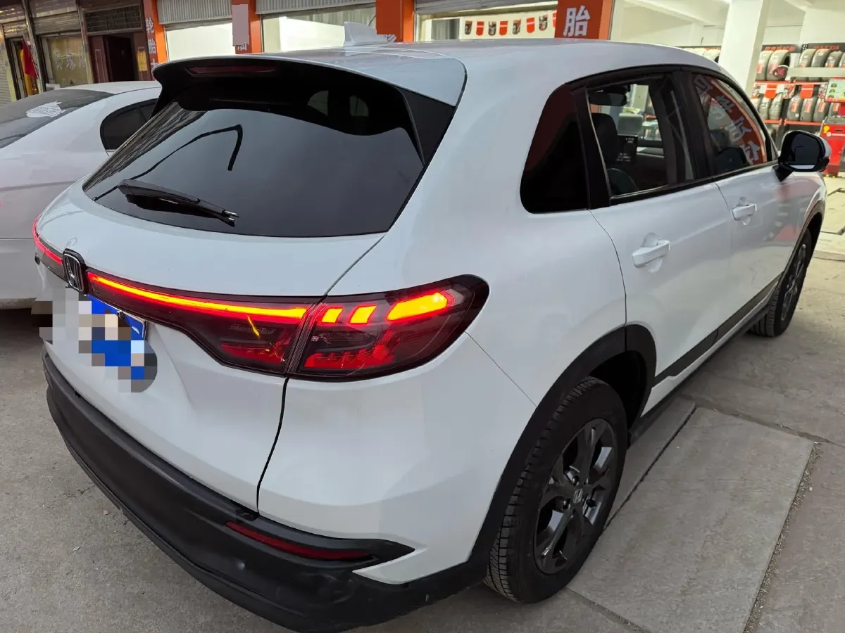 2023 Honda HR-V 1.5T 182HP L4 CVT,autocango,china used car exporter,china ev exporter,chinese used car exporter,chinese used ev exporter