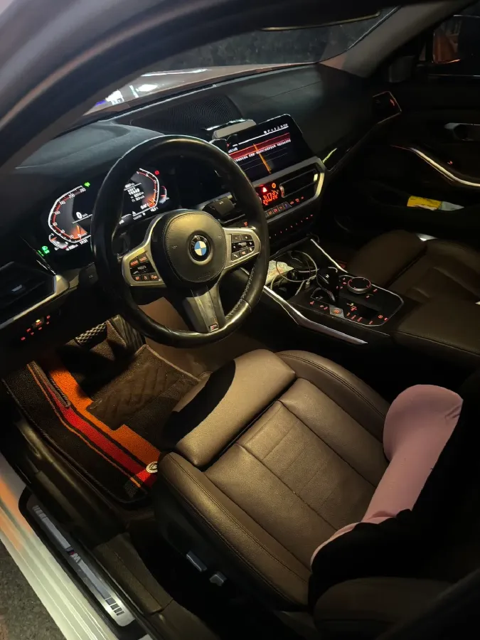 2021 BMW 3 Series 2.0T 184HP L4 8AT,autocango,china used car exporter,china ev exporter,chinese used car exporter,chinese used ev exporter