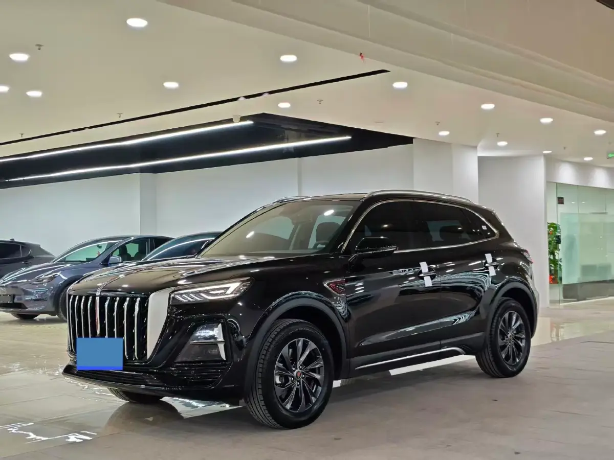 2025 HongQi HS5 2.0T 252HP L4 8AT