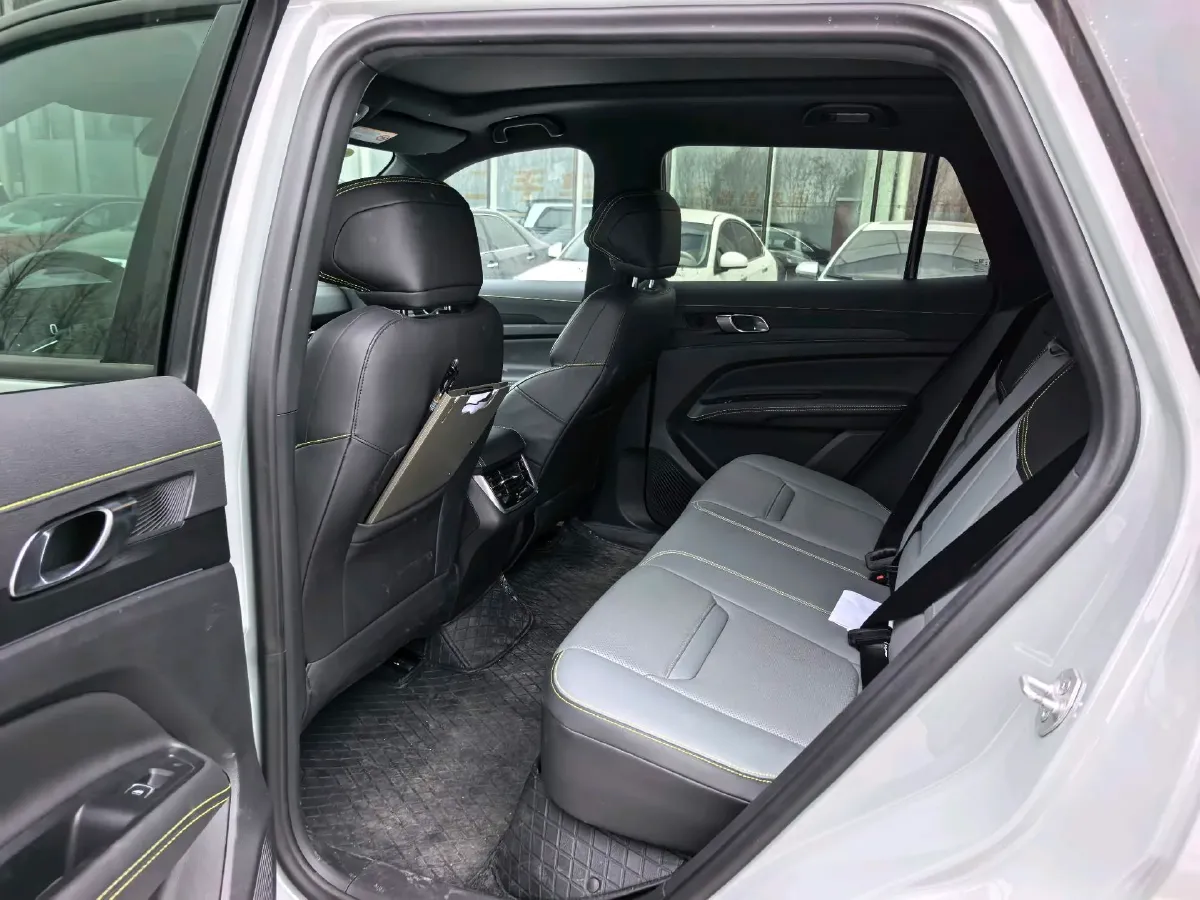 2025 Ford Equator Sport 1.5T 150HP L4 2DHT PHEV 18.4KWH,autocango,china used car exporter,china ev exporter,chinese used car exporter,chinese used ev exporter