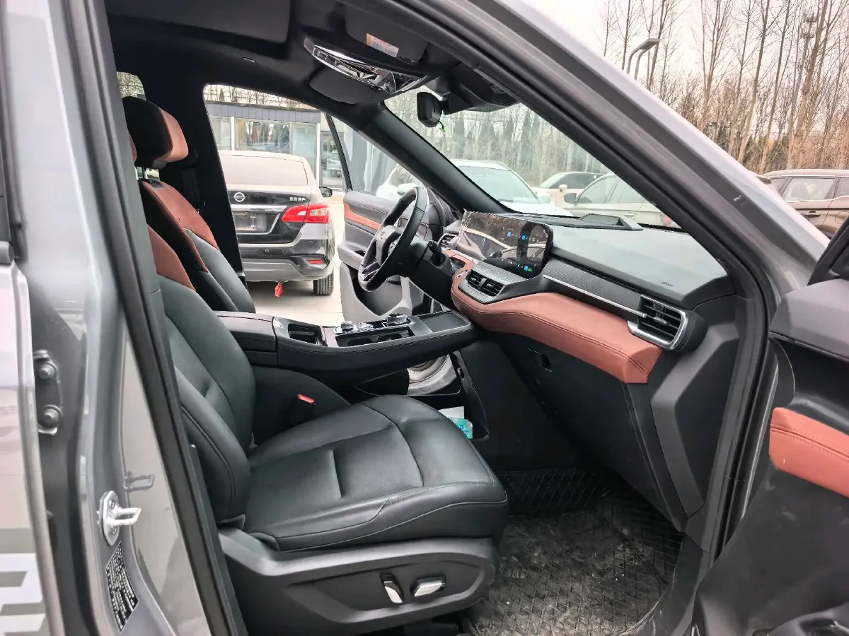 2025 Ford Equator 1.5T 150HP L4 2DHT PHEV 18.4KWH,autocango,china used car exporter,china ev exporter,chinese used car exporter,chinese used ev exporter