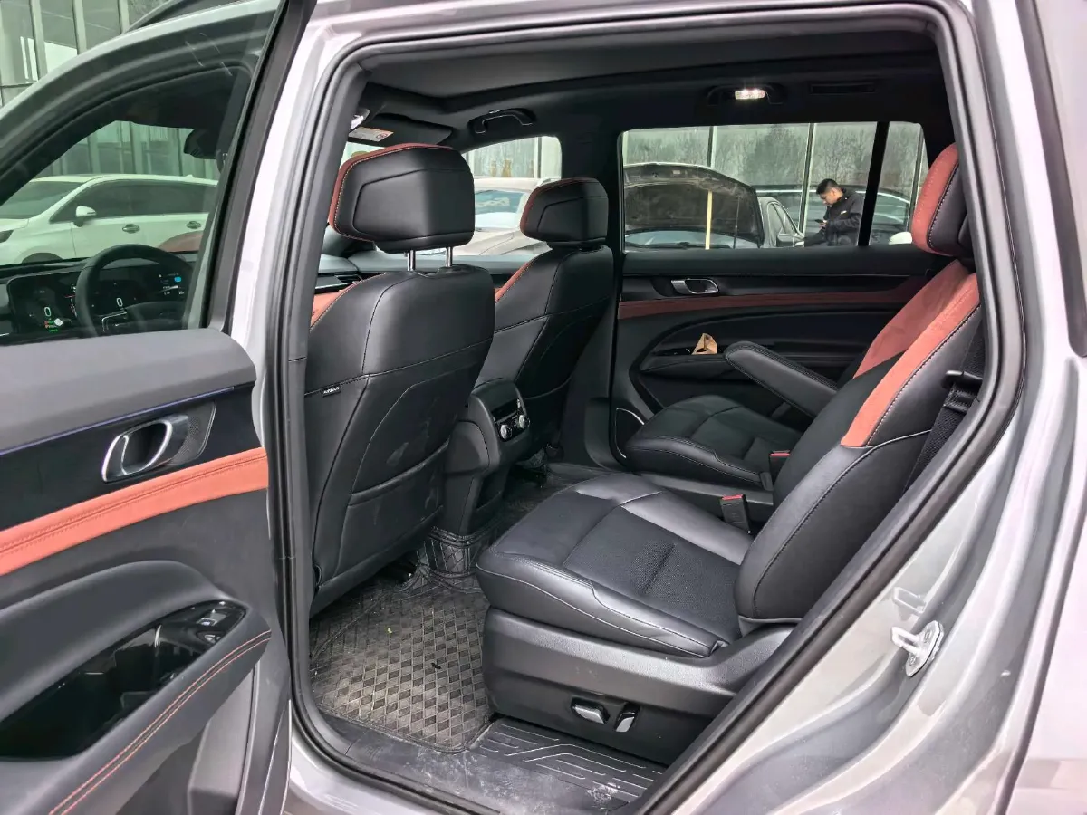 2025 Ford Equator 1.5T 150HP L4 2DHT PHEV 18.4KWH,autocango,china used car exporter,china ev exporter,chinese used car exporter,chinese used ev exporter