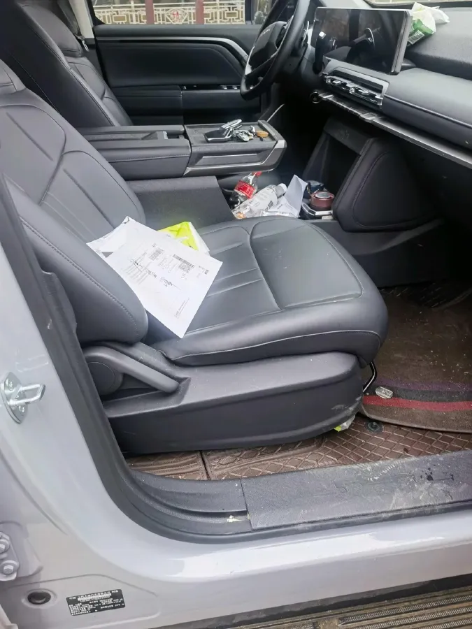 2025 MAXUS InterstellarX 2.5T 224HP L4 8AT,autocango,china used car exporter,china ev exporter,chinese used car exporter,chinese used ev exporter