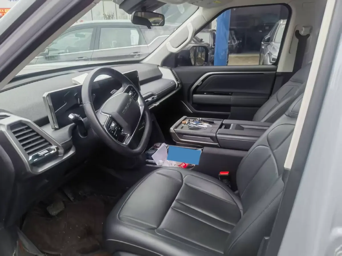 2025 MAXUS InterstellarX 2.5T 224HP L4 8AT,autocango,china used car exporter,china ev exporter,chinese used car exporter,chinese used ev exporter