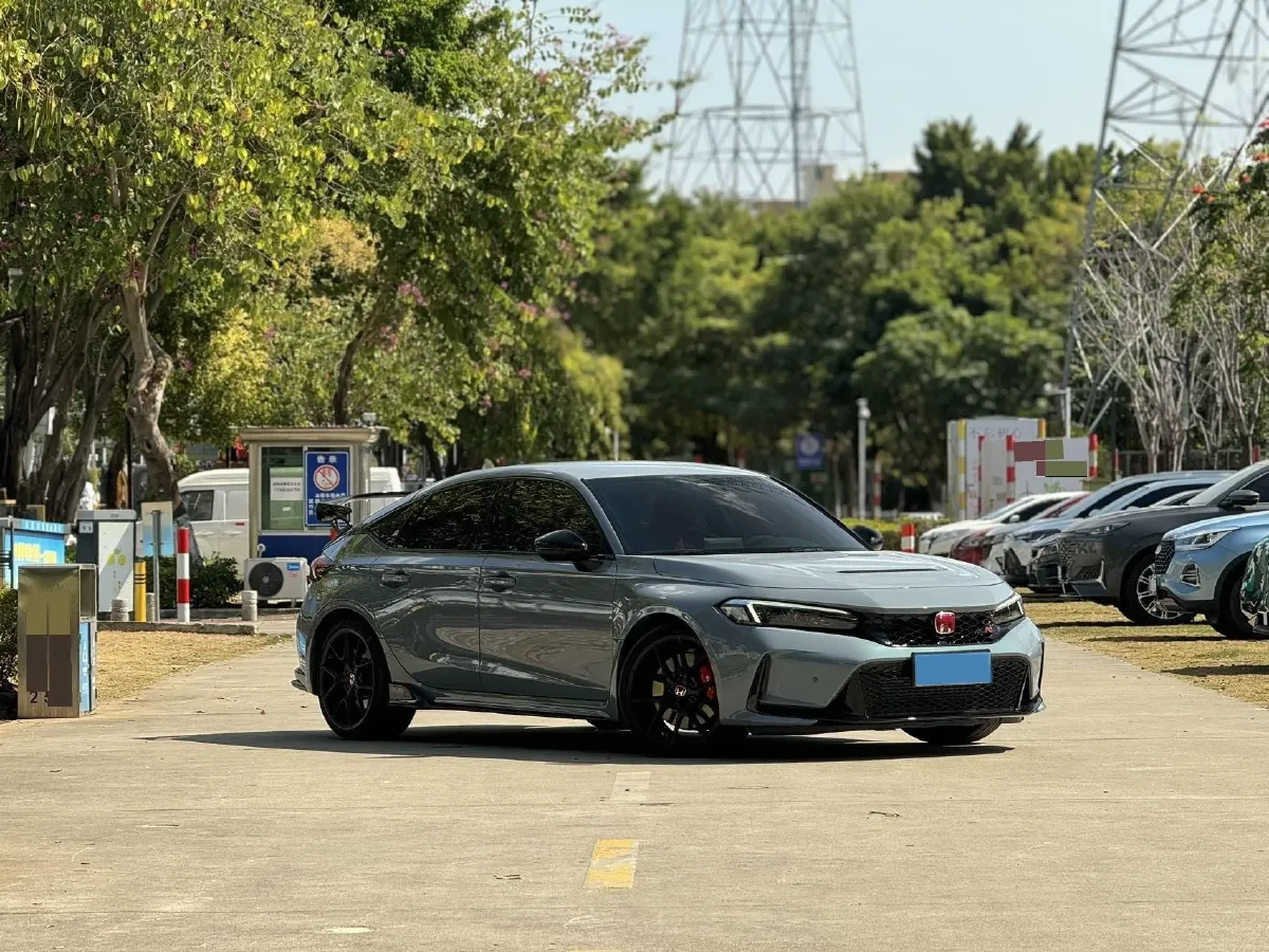 2023 Honda Civic 2.0T 300HP L4 6MT,autocango,china used car exporter,china ev exporter,chinese used car exporter,chinese used ev exporter