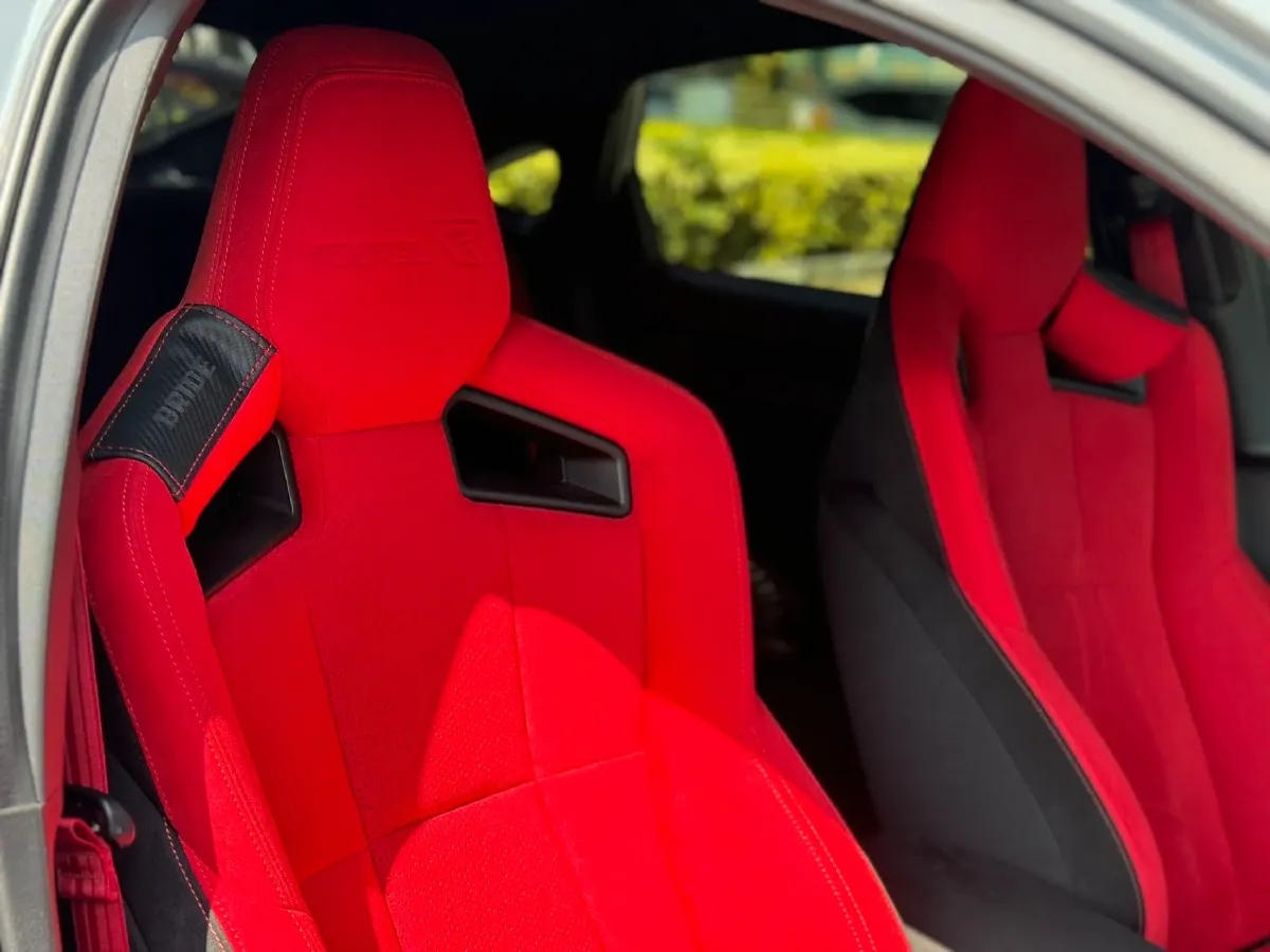 2023 Honda Civic 2.0T 300HP L4 6MT,autocango,china used car exporter,china ev exporter,chinese used car exporter,chinese used ev exporter