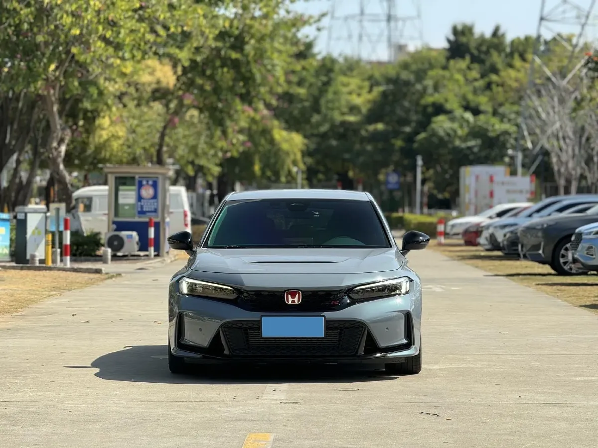 2023 Honda Civic 2.0T 300HP L4 6MT,autocango,china used car exporter,china ev exporter,chinese used car exporter,chinese used ev exporter