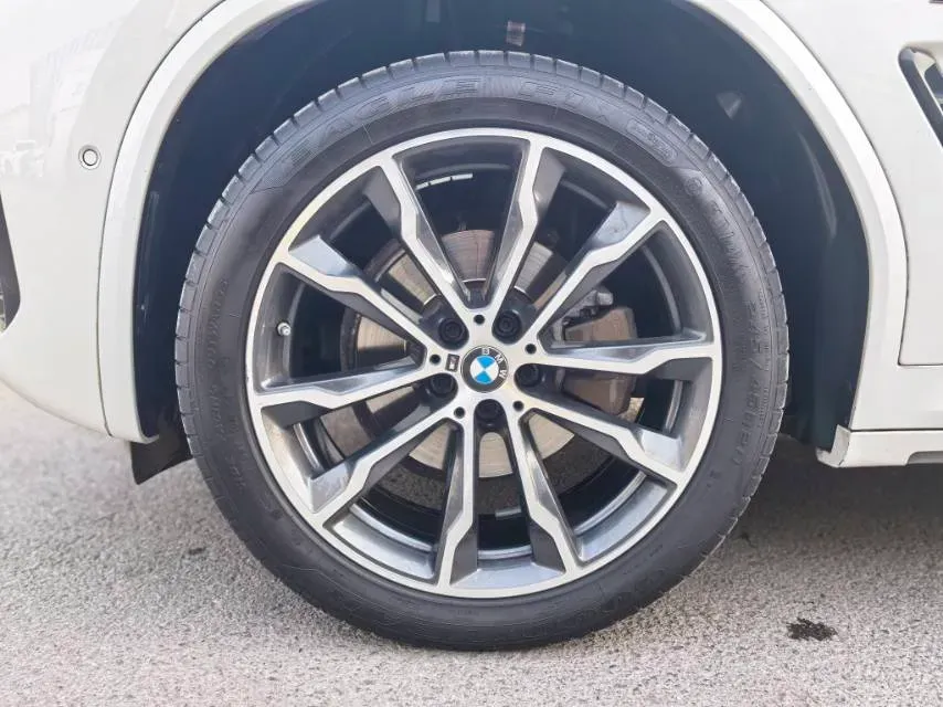 2022 BMW X3 2.0T 252HP L4 8AT,autocango,china used car exporter,china ev exporter,chinese used car exporter,chinese used ev exporter