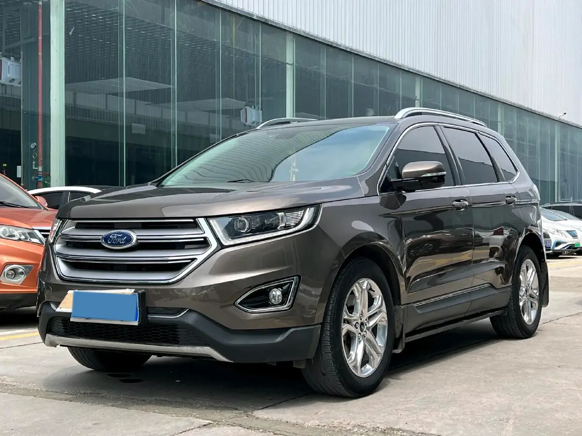2018 Ford Edge 2.0T 245HP L4 6AT