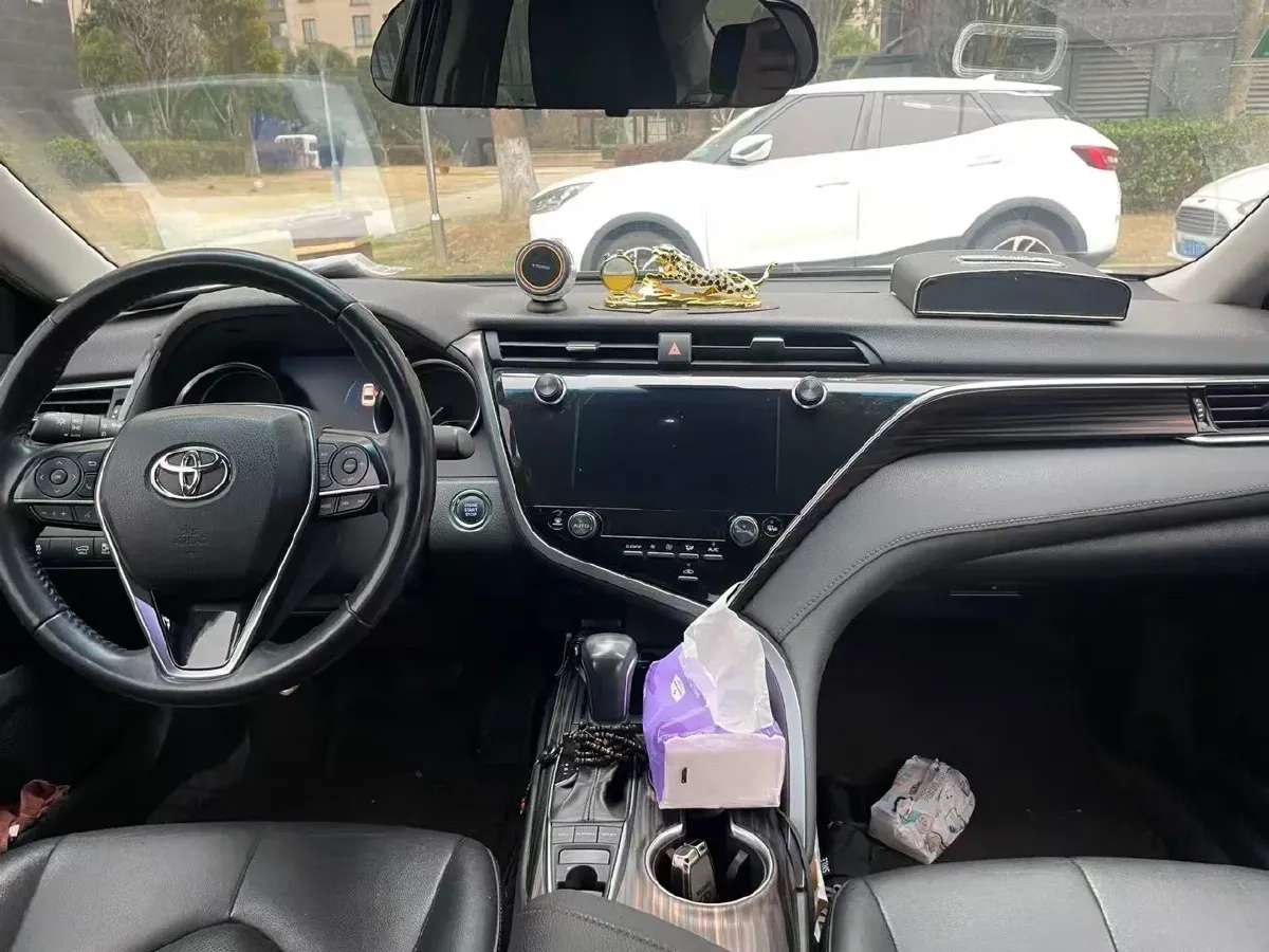 2019 Toyota Camry 2.5L 209HP L4 8AT,autocango,china used car exporter,china ev exporter,chinese used car exporter,chinese used ev exporter